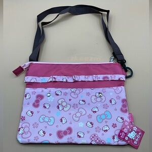 A Very Cute NWT Sanrio 2020 Hello Kitty Crossbody Bag